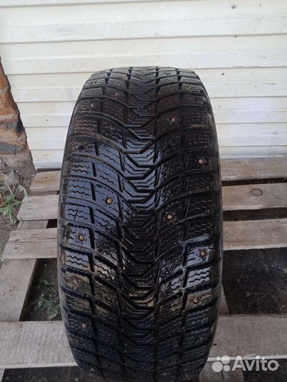 Michelin X-Ice North 3 195/50 R15