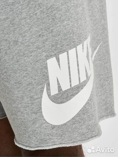 Шорты Nike