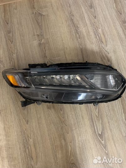 Фара honda accord 10