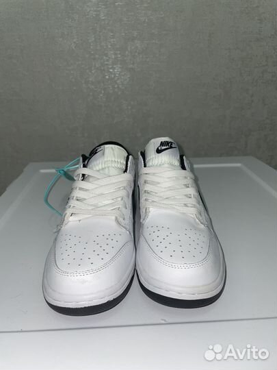 Кроссовки Nike Dunk Low