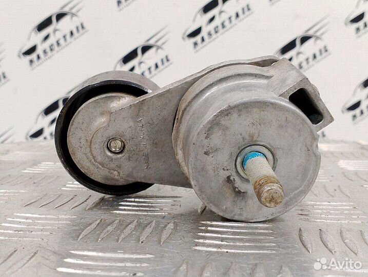 Натяжитель ремня генератора Chevrolet Cruze J300