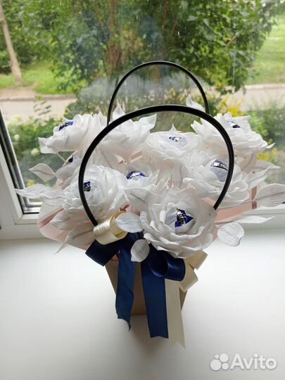 Букеты из конфет и гофрированной бумаги