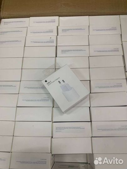 Блок питания для iPhone 20W оптом