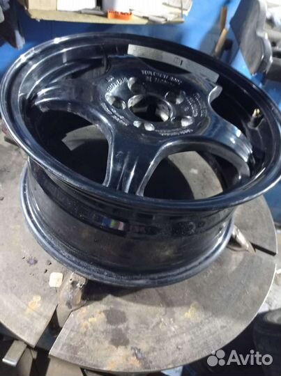 Литой диск r 16. резина 205.60.16