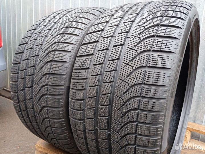 Pirelli P Zero Winter 305/30 R21
