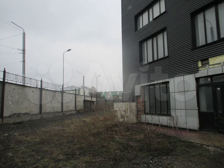 Нежилое здание 1 162,7 кв.м. офис, производство