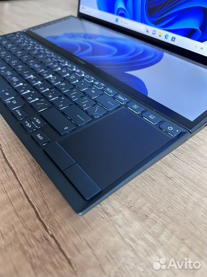 Ноутбук Asus zenbook duo ux482e i7-1165g7/16/512gb