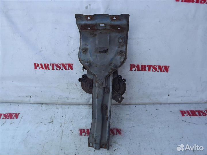 Панель передняя Митсубиши Паджеро 2