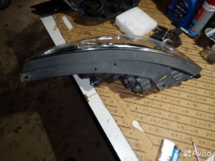 Фара левая Hyundai ix35