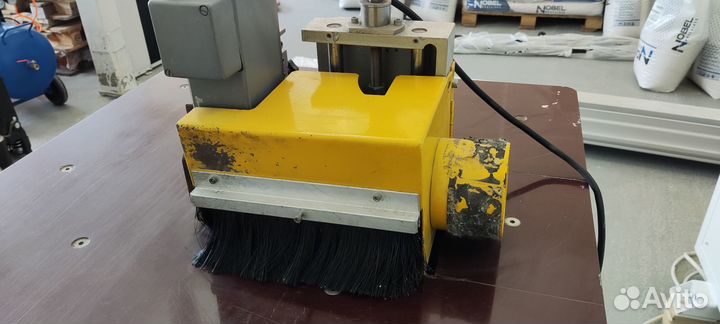 Кромкофрезерный станок Cehisa RF-99