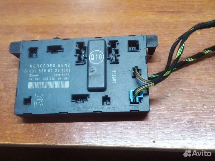 Блок комфорта передней правой двери vito 639