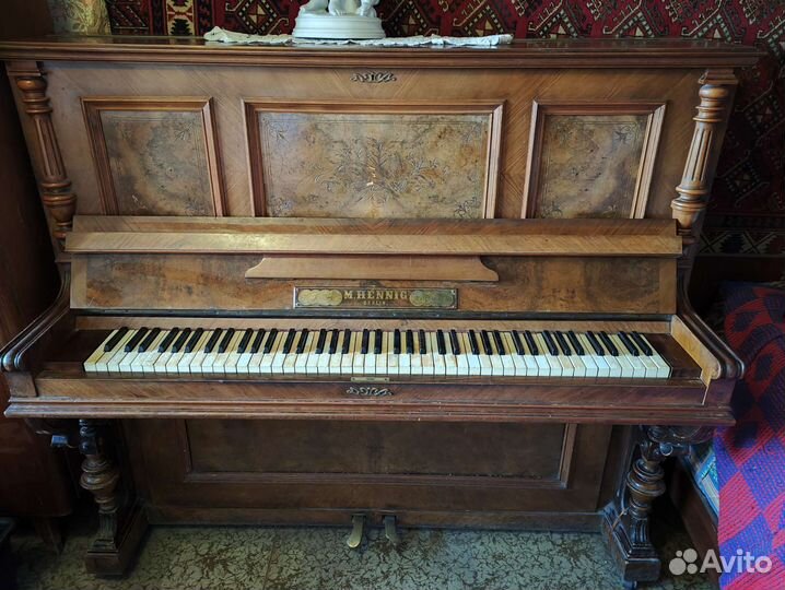 Антикварное немецкое пианино M. Hennig Berlin