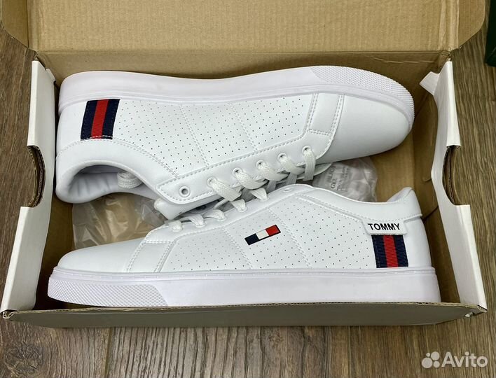 Tommy Hilfiger кеды 40