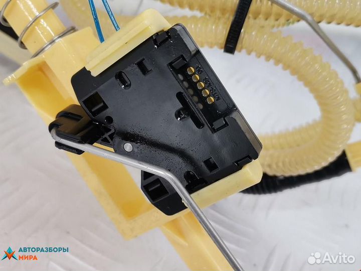 Датчик уровня топлива BMW X1 E84 2010 16117190947