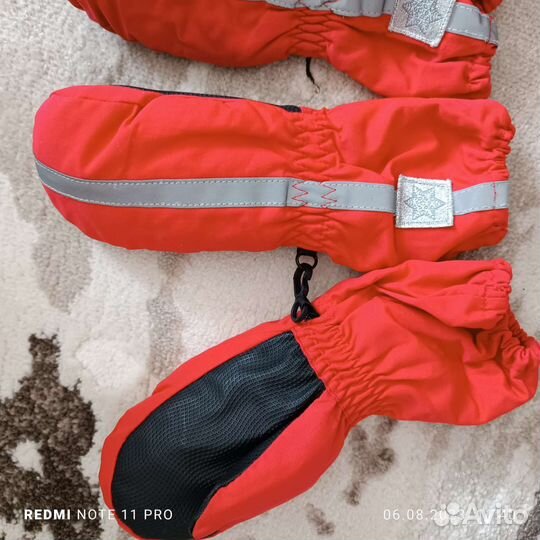 Варежки новые на 3-5 лет