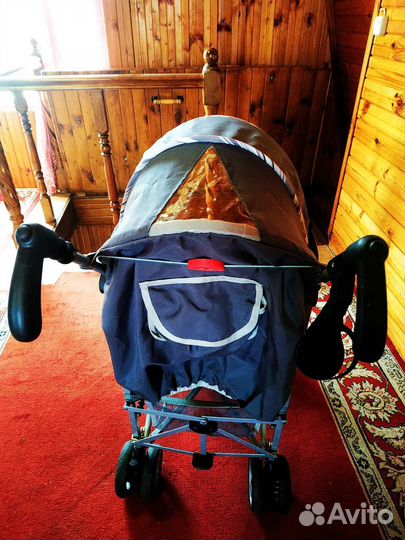 Прогулочная коляска трость