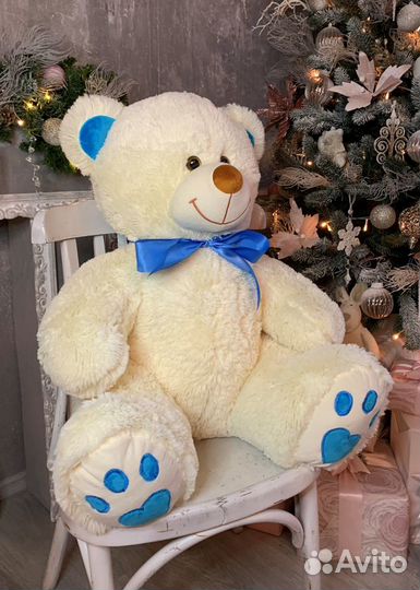 Мишка с синим сердцем для влюблённых