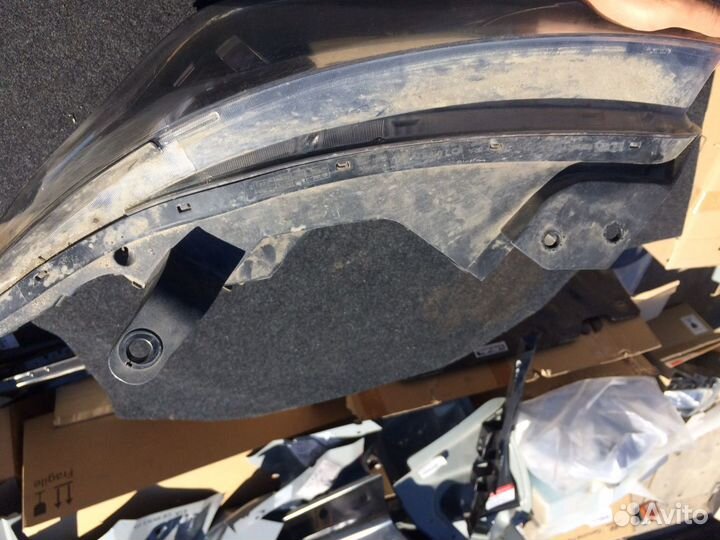 Фара левая grand Starex H1 TQ