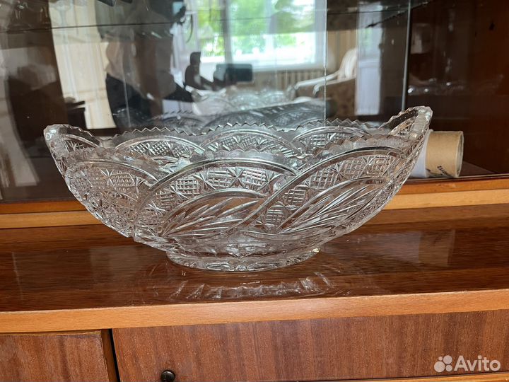 Хрустальная ваза