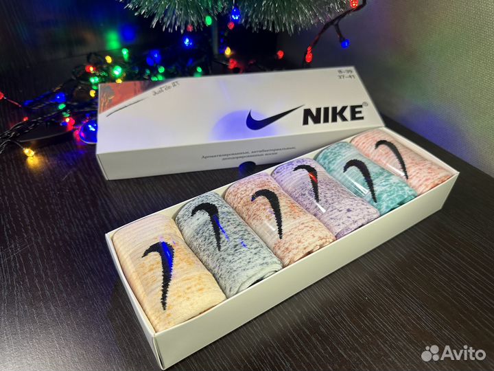 Женские носки Nike