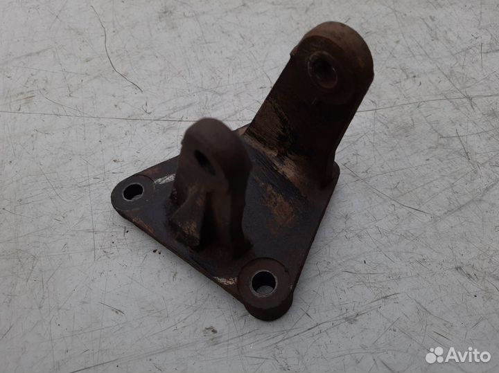 Кронштейн МКПП Chery Tiggo T11