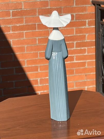 Статуэтка lladro Монашка (Испания)