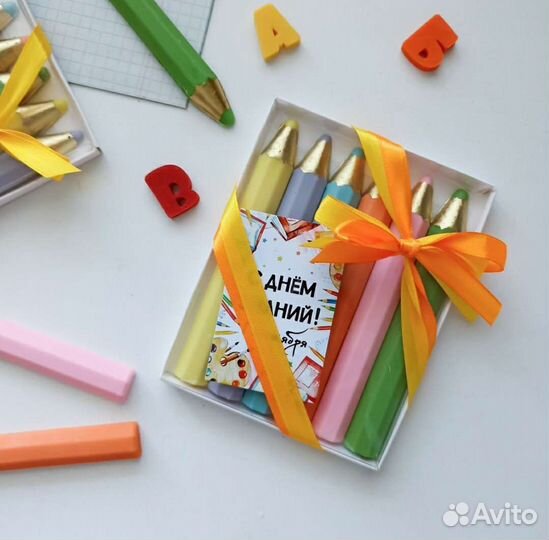 Фигурки из шоколада (1 сентября)