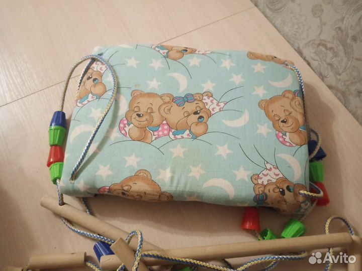 Детские качели уличные