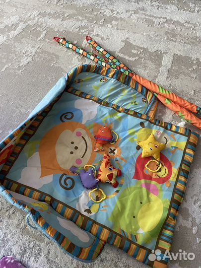 Развивающий коврик