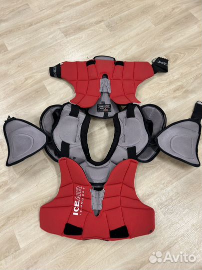 Нагрудник хоккеный размер XL