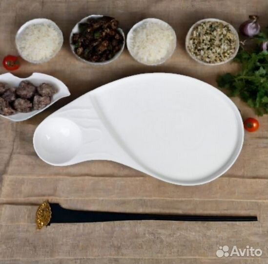 Блюдо с соусником