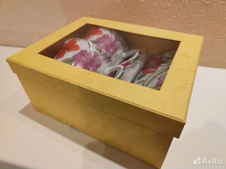 Подарочные наборы. Две чайные и кофейная пары