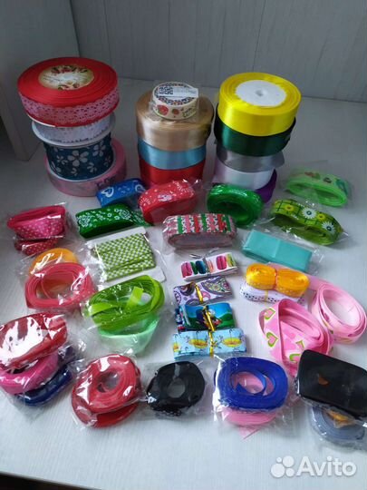 Ленты и кружево в ассортименте