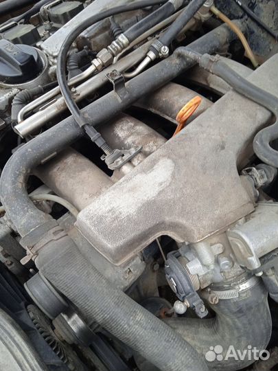 Volkswagen Passat 1.8 AT, 1998, битый, 300 000 км