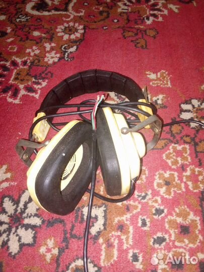 Наушники