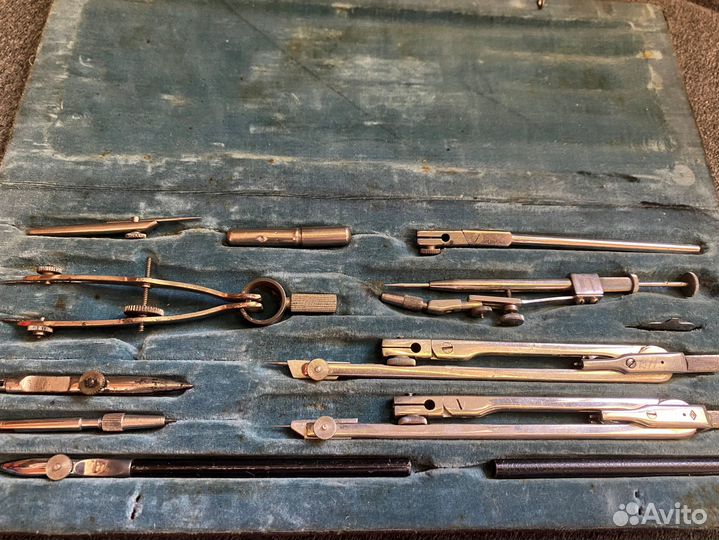 Готовальня