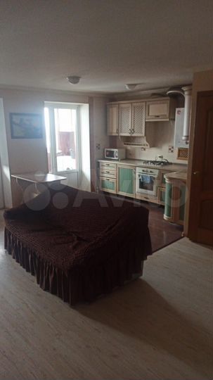 3-к. квартира, 60 м², 5/5 эт.