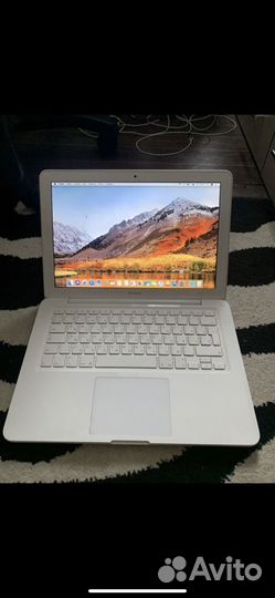 Apple MacBook