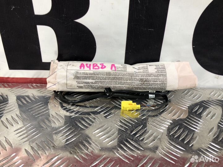 Подушка безопасности Audi A4 B8