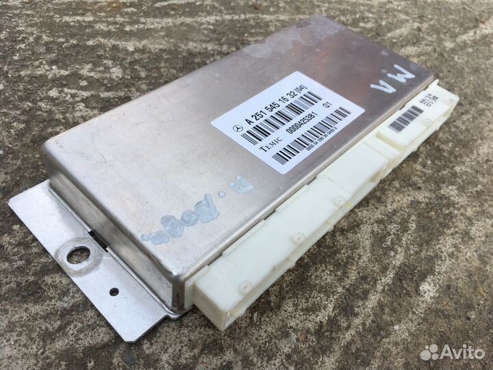 Блок управления пневмоподвеской Mercedes W164 W251