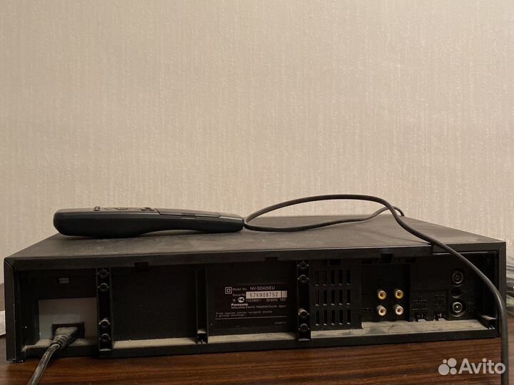 Видеомагнитофон panasonic