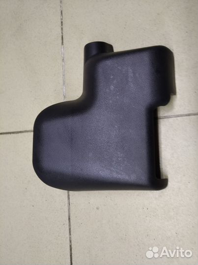 Накладка (кузов внутри) Fortuner 2015