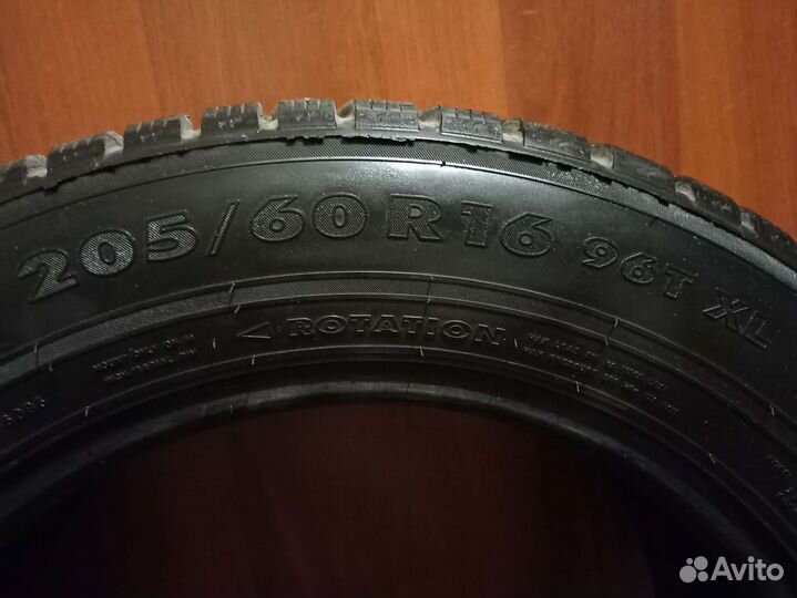 Nokian Tyres Hakkapeliitta 7 205/60 R16 96U