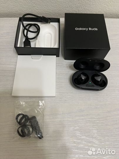 Беспроводные наушники Samsung Galaxy Buds+