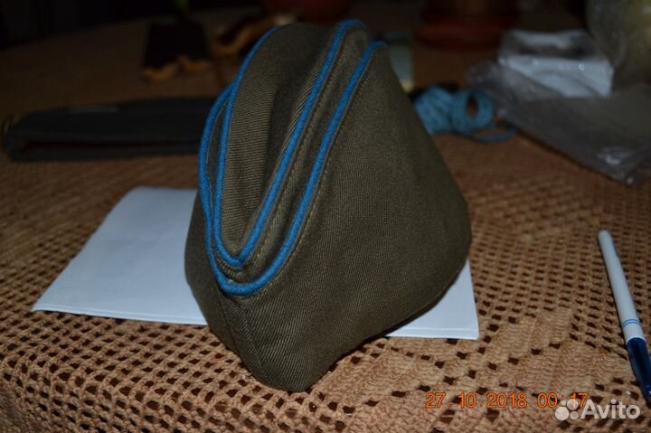 Военная пилотка, шеврон, кокарда, элемент амуниции