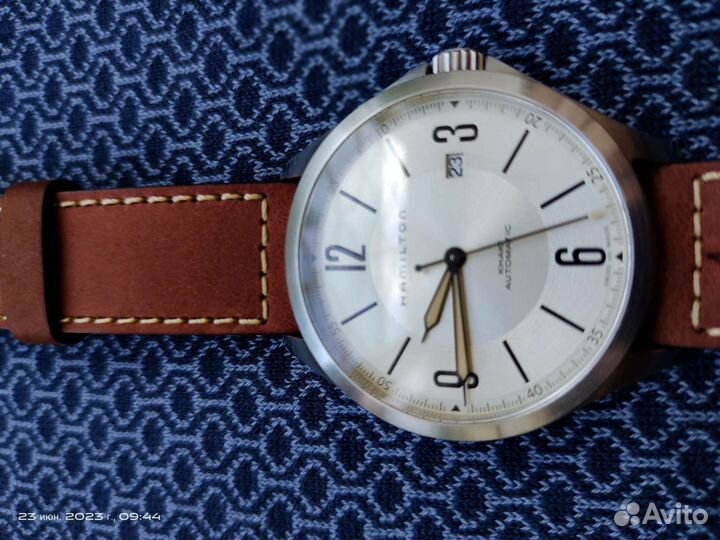 Часы Hamilton Avion