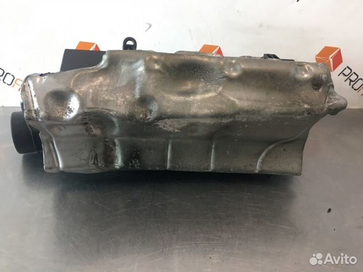 Корпус воздушного фильтра Mercedes C-Class W203