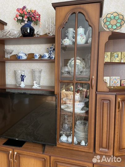 Стенка в гостиную