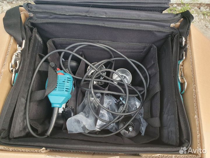 Ручной фрезер makita