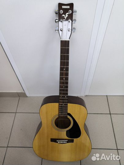 Гитара акустическая Yamaha f310